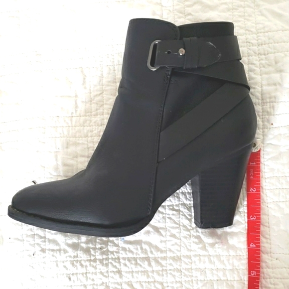 Apt 9 Fulton Black Heeled Ankle Boots size 6 1/2 - Picture 10 of 13